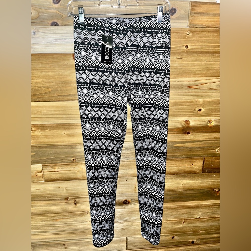 NWT Docele patterned fleece leggings